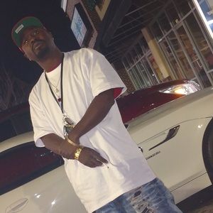 Meet your Posher, Earnest